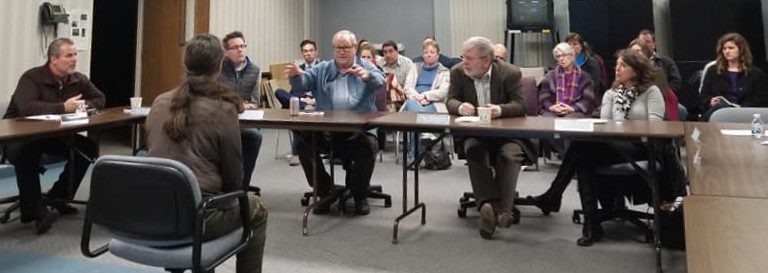 Becky McCray facilitates a discussion with a group of local leaders in Cowlitz County, Washington